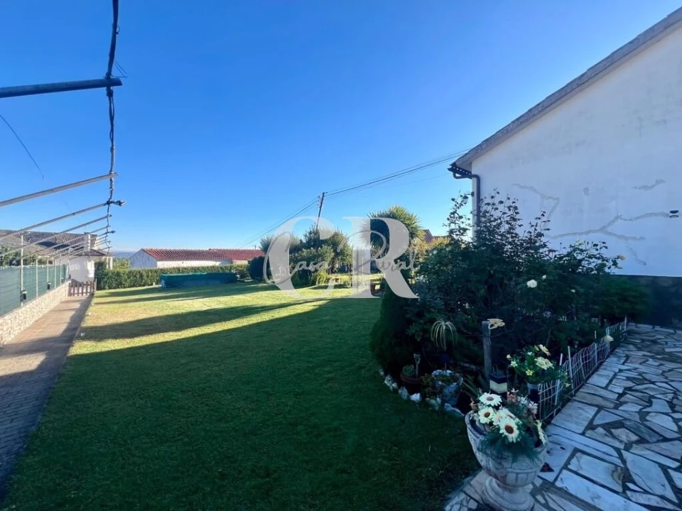 Moradia T4 para Venda em Arega Foto 28