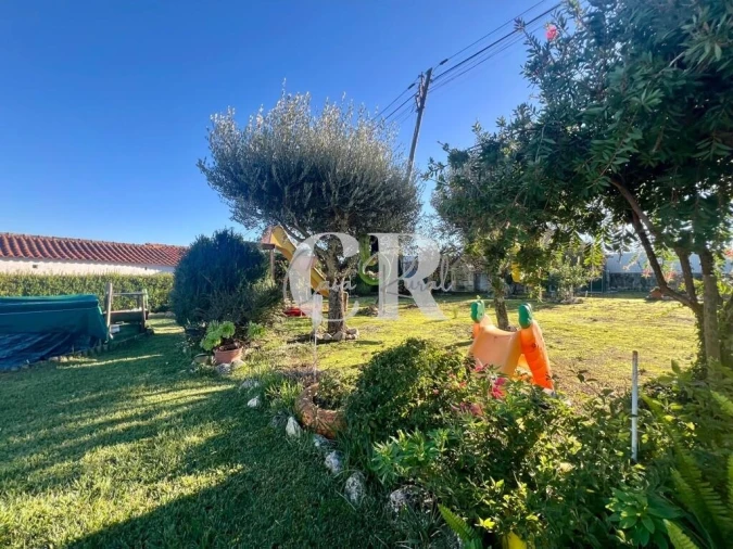 Moradia T4 para Venda em Arega Foto 2