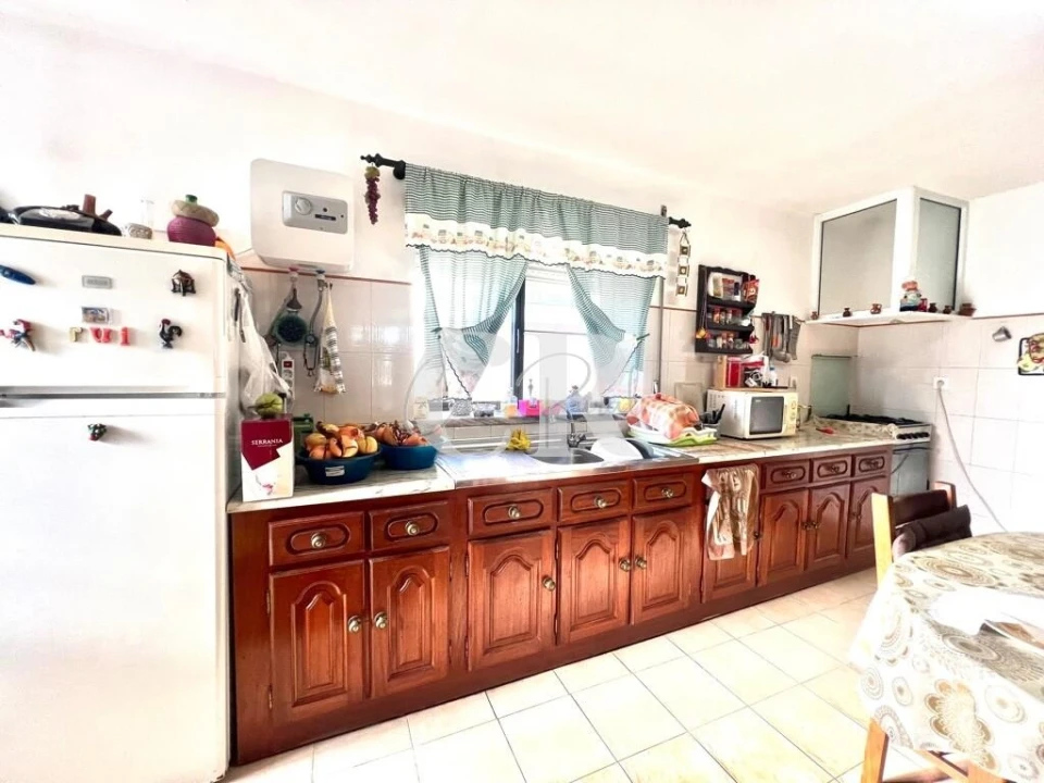 Moradia T4 para Venda em Arega Foto 38