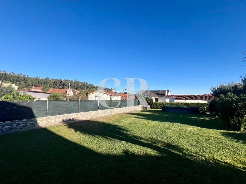 Moradia T4 para Venda em Arega Foto 27