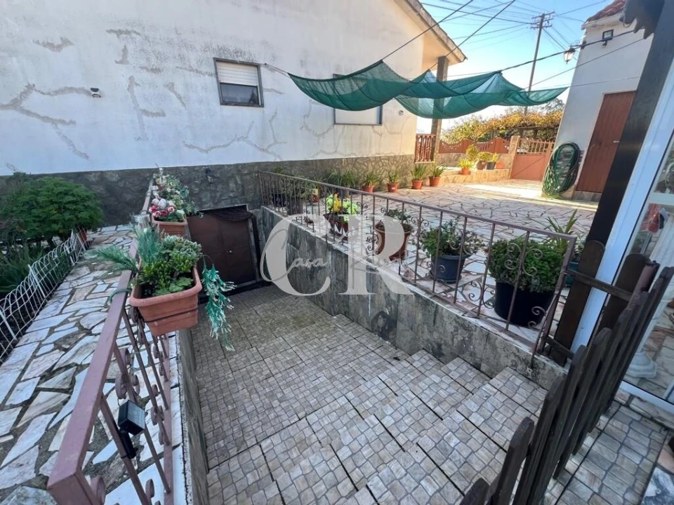 Moradia T4 para Venda em Arega Foto 55