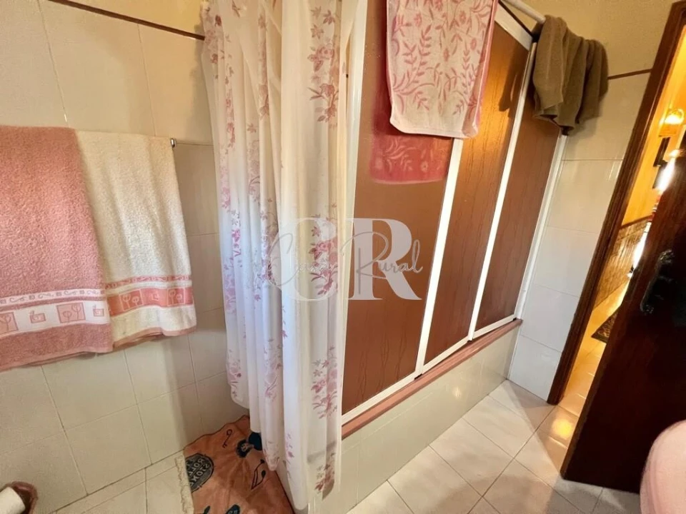 Moradia T4 para Venda em Arega Foto 95