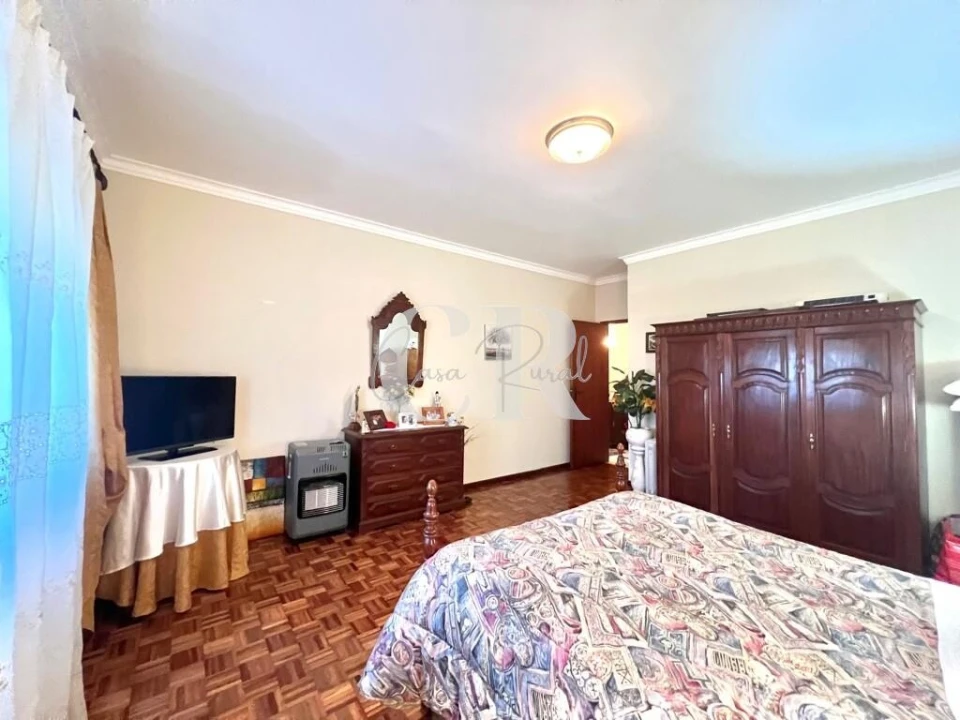 Moradia T4 para Venda em Arega Foto 100