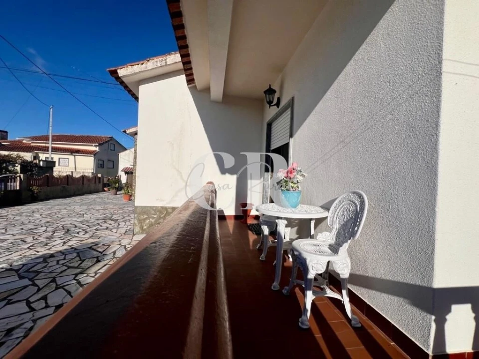 Moradia T4 para Venda em Arega Foto 49