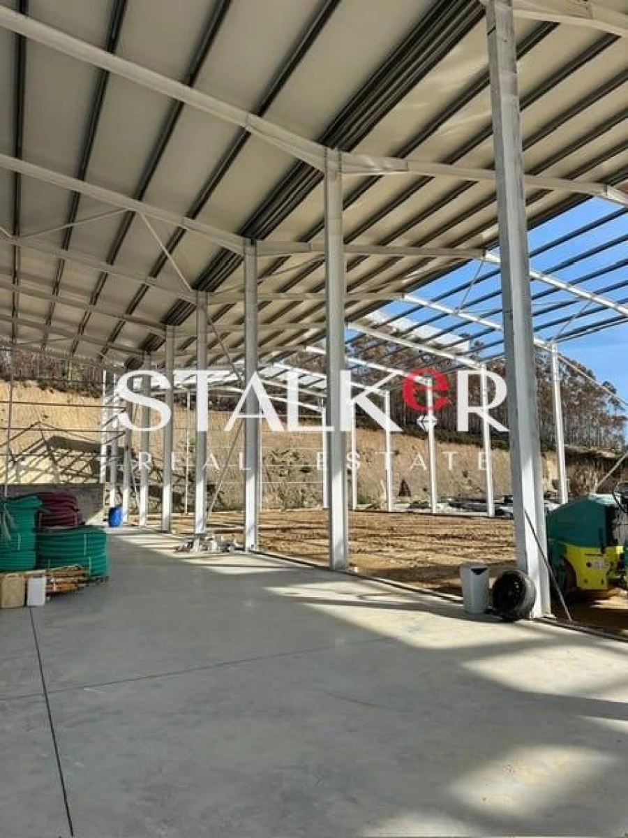 Armazém para Venda em Lordelo Foto 1