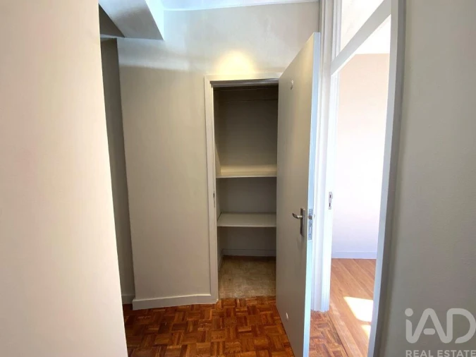 Apartamento T3 para Arrendamento em Aldoar, Foz do Douro e Nevogilde Foto 24