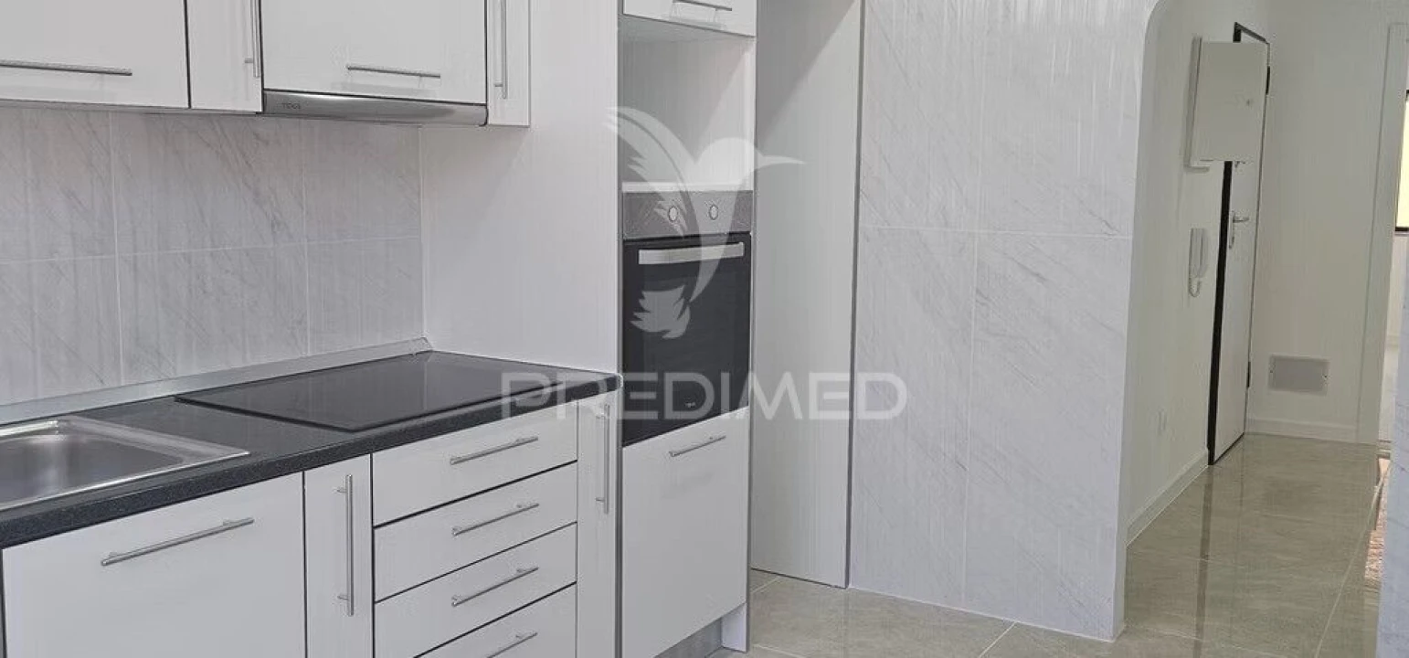 Apartamento T1 para Venda em Baixa da Banheira e Vale da Amoreira Foto 5