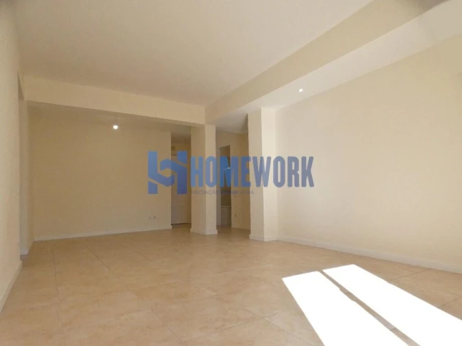 Apartamento T2 para Venda em Algueirão-Mem Martins Foto 13