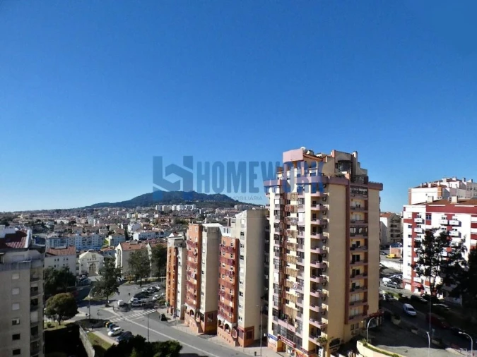 Apartamento T2 para Venda em Algueirão-Mem Martins Foto 18