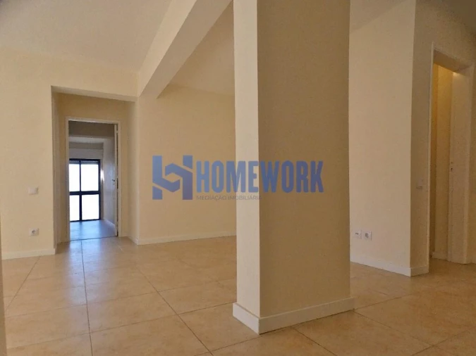 Apartamento T2 para Venda em Algueirão-Mem Martins Foto 11