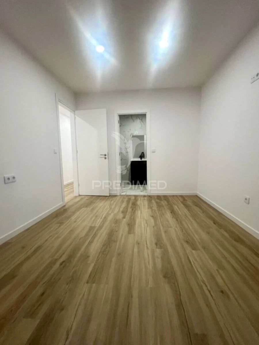 Moradia T3 para Venda em Canelas e Fermelã Foto 19