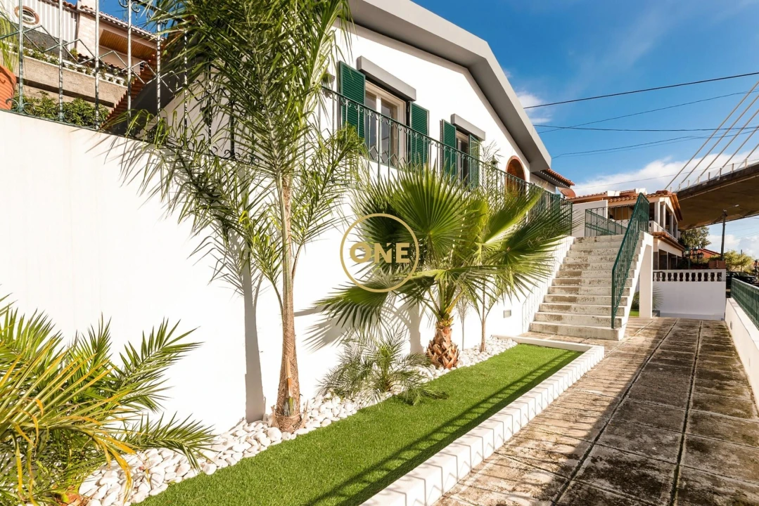 Moradia T4 para Venda em Funchal (Santa Luzia) Foto 19