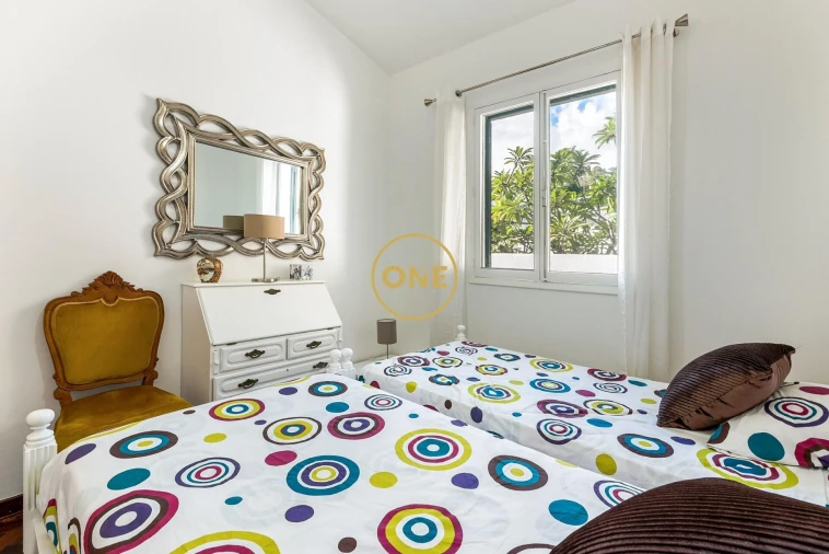 Moradia T4 para Venda em Funchal (Santa Luzia) Foto 12