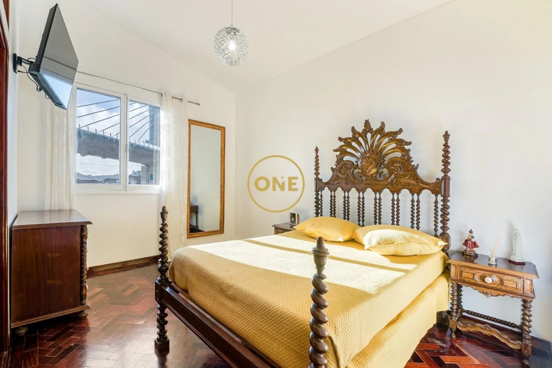 Moradia T4 para Venda em Funchal (Santa Luzia) Foto 14