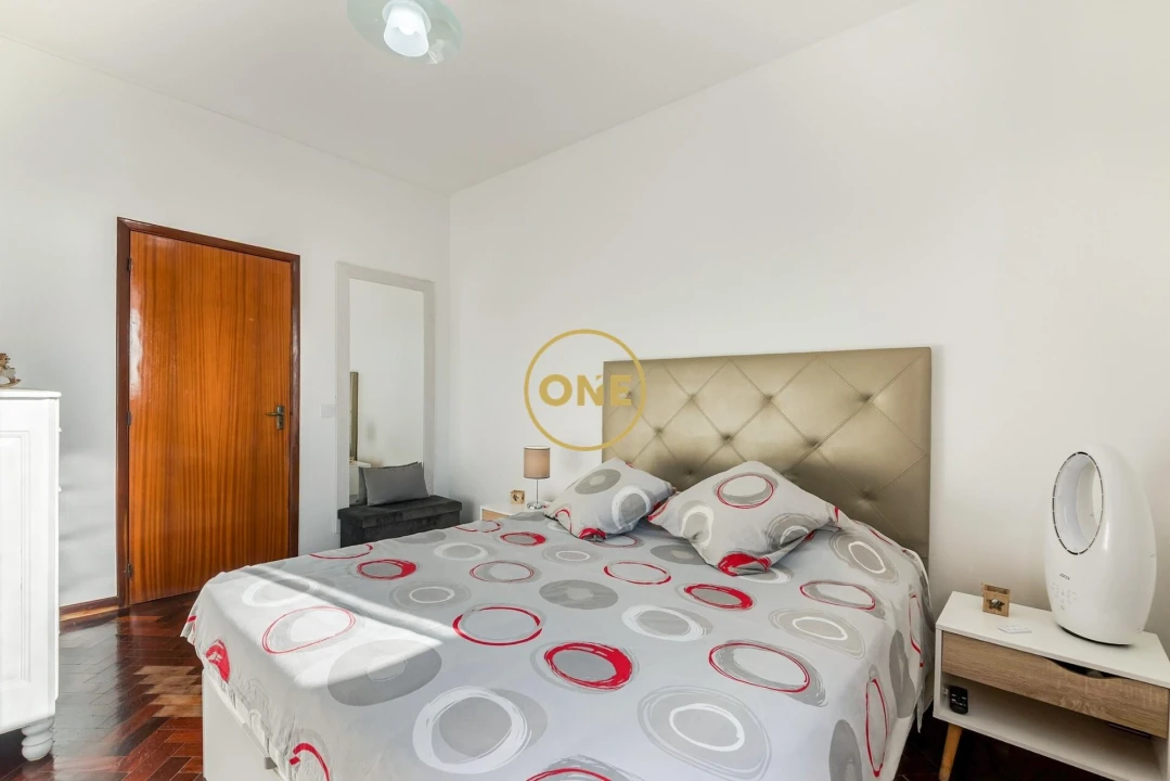 Moradia T4 para Venda em Funchal (Santa Luzia) Foto 17