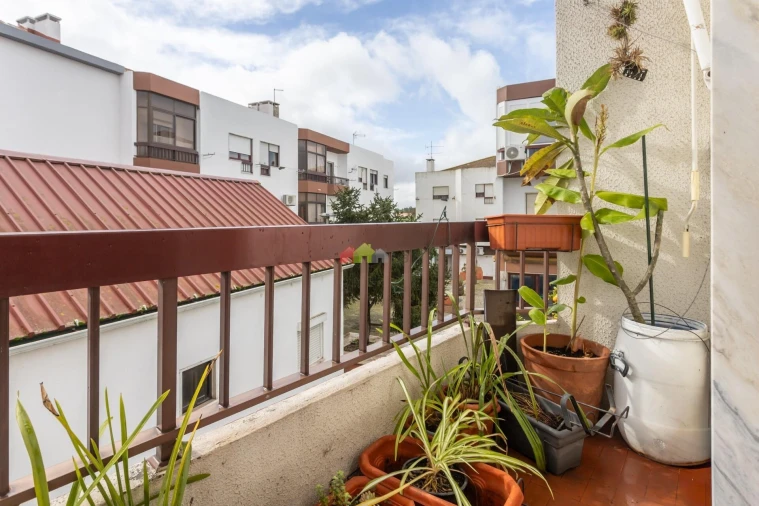 Apartamento T3 para Venda em Palhais e Coina Foto 18