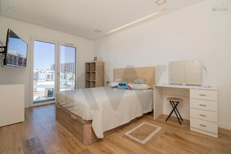 Moradia T3 para Venda em Portimão Foto 28