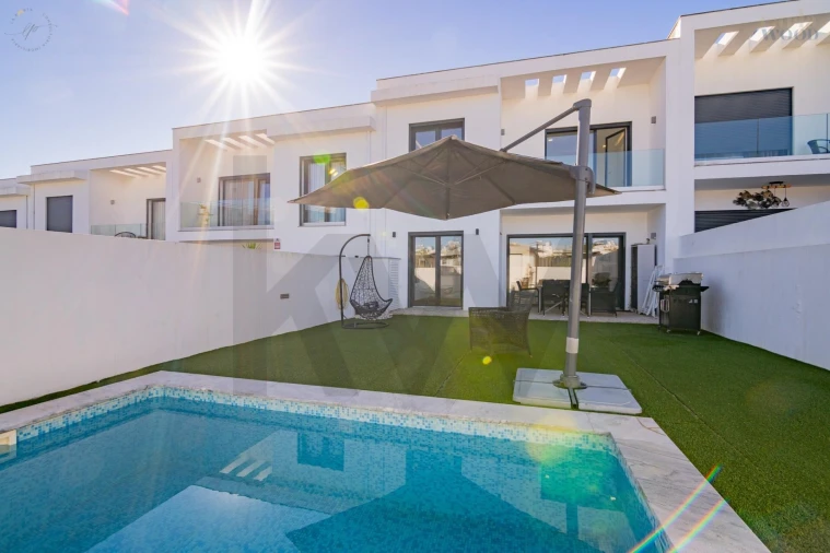 Moradia T3 para Venda em Portimão Foto 52