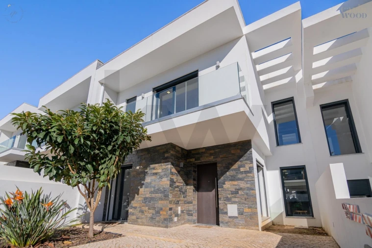 Moradia T3 para Venda em Portimão Foto 3