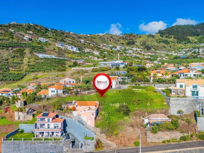 Terreno para Venda em Arco da Calheta Foto 7