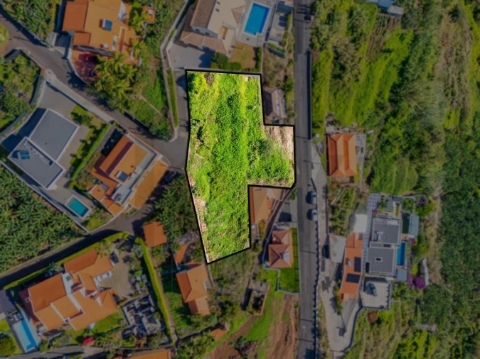 Terreno para Venda em Arco da Calheta Foto 3