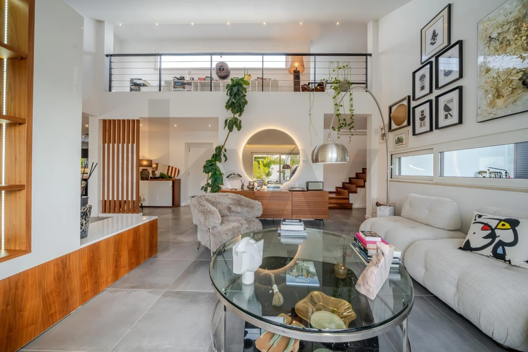 Moradia T3 para Venda em Armação de Pera Foto 23