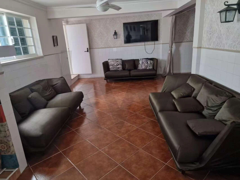 Moradia T4 para Arrendamento em Alcabideche Foto 41