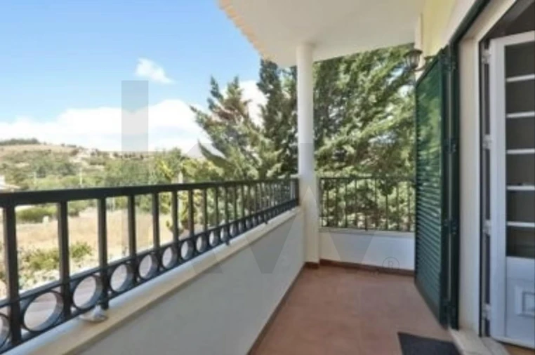 Moradia T4 para Arrendamento em Alcabideche Foto 29