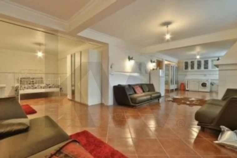 Moradia T4 para Arrendamento em Alcabideche Foto 34