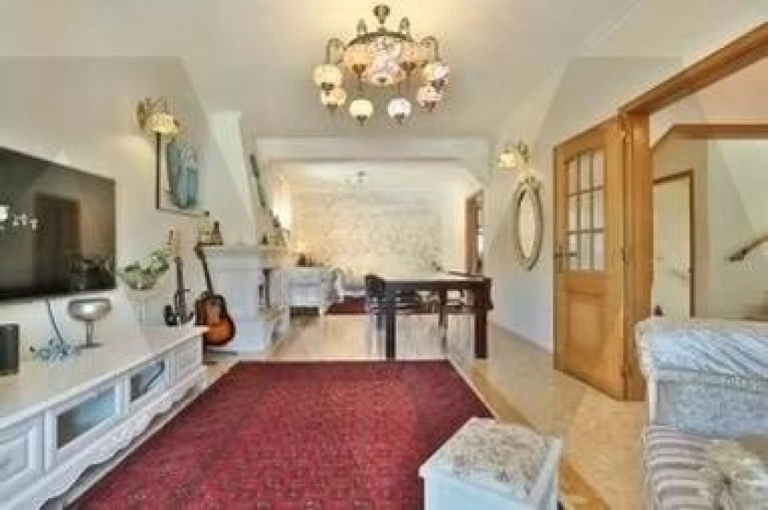 Moradia T4 para Arrendamento em Alcabideche Foto 20