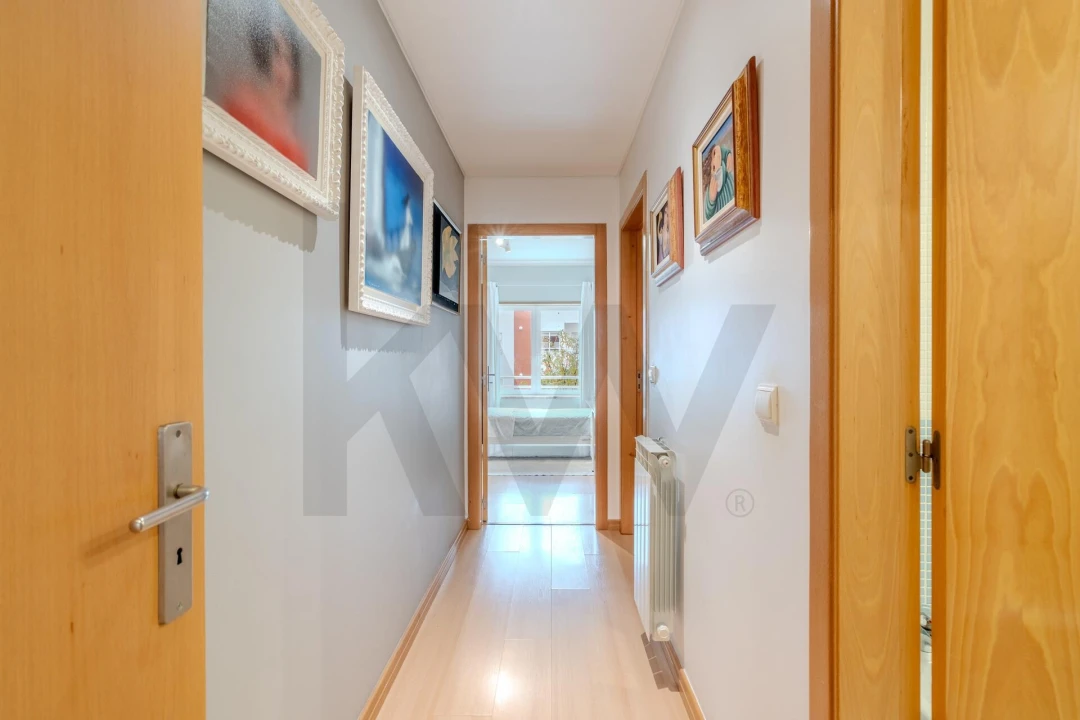 Apartamento T3 para Venda em São Domingos de Rana Foto 32