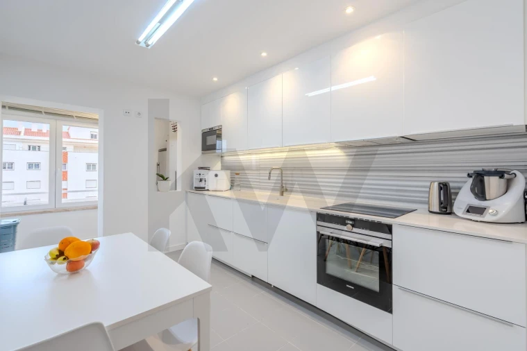 Apartamento T3 para Venda em São Domingos de Rana Foto 17