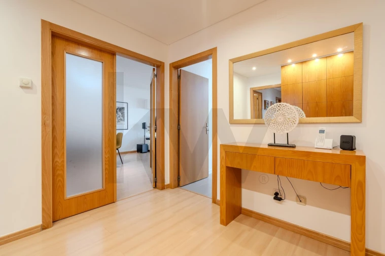 Apartamento T3 para Venda em São Domingos de Rana Foto 31