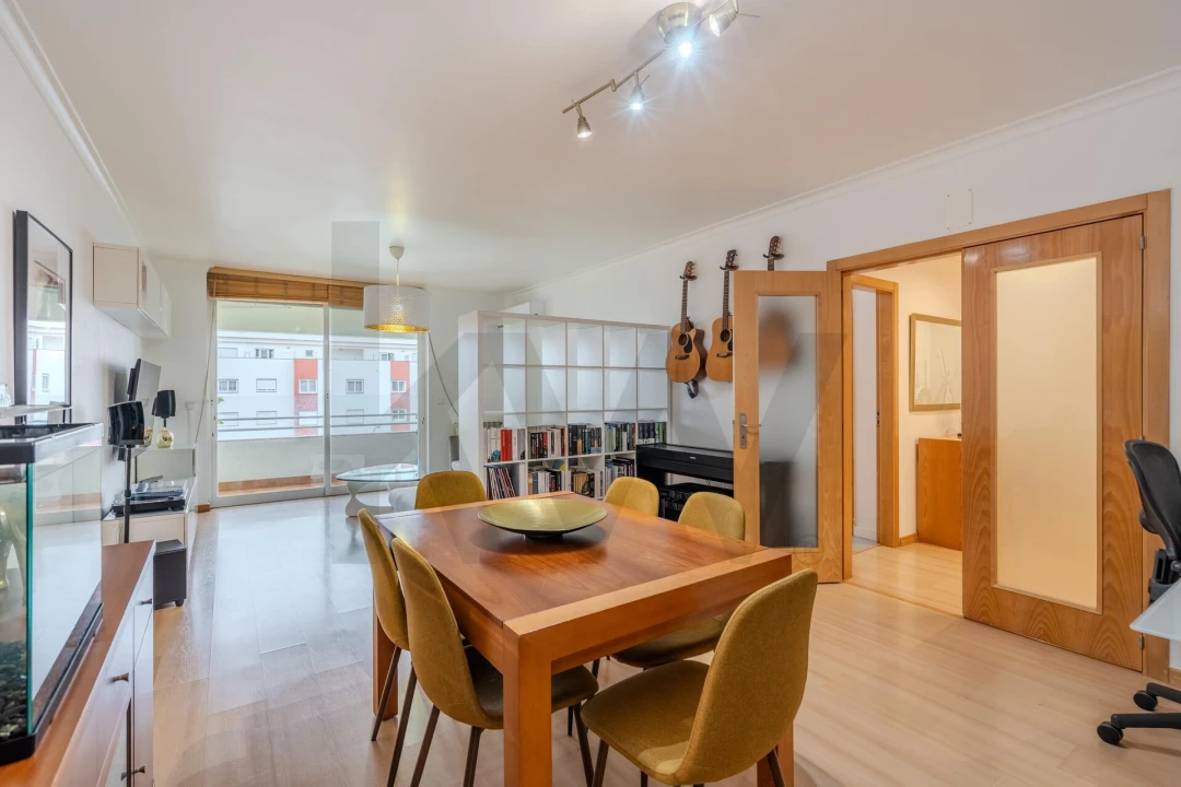 Apartamento T3 para Venda em São Domingos de Rana Foto 6