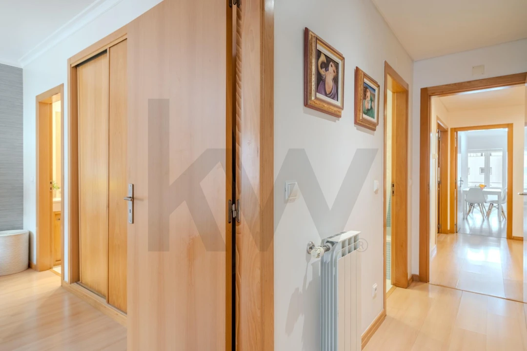 Apartamento T3 para Venda em São Domingos de Rana Foto 46