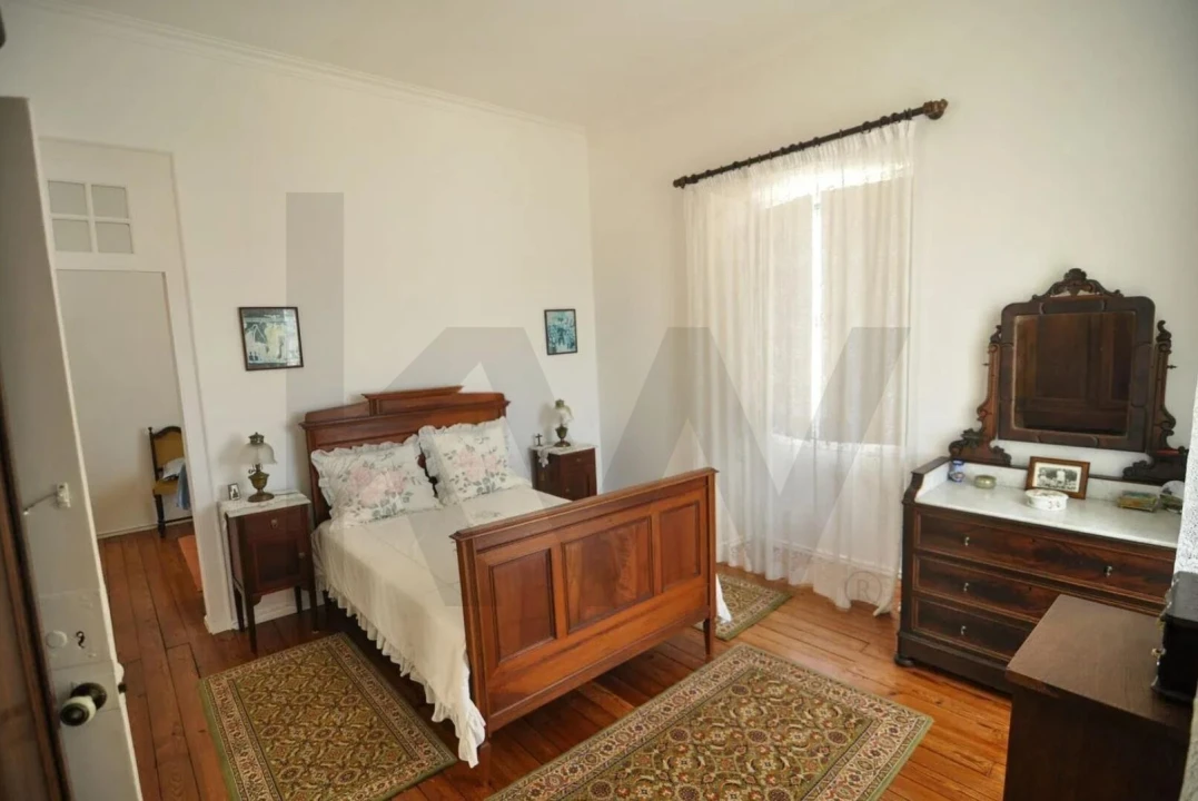 Moradia T7 para Venda em Turcifal Foto 8