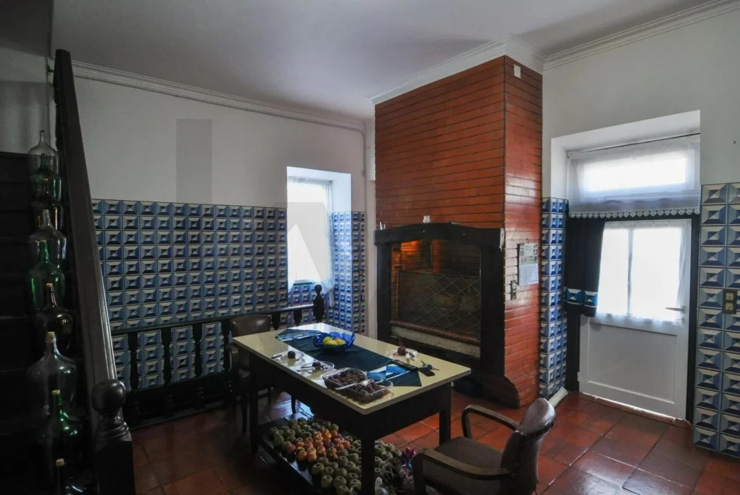 Moradia T7 para Venda em Turcifal Foto 18