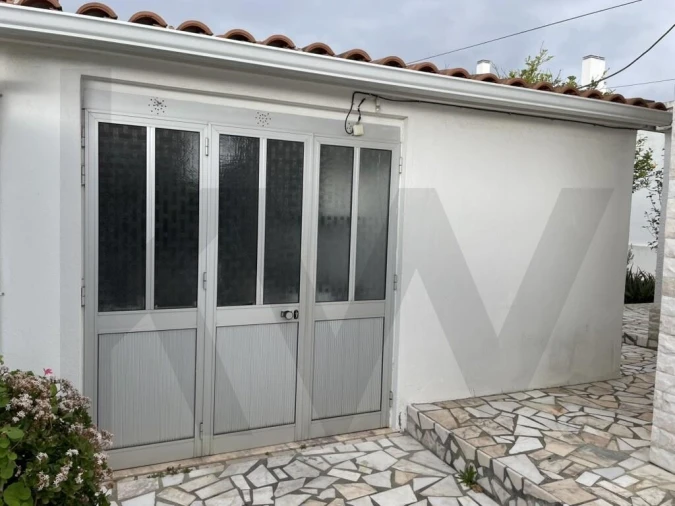 Moradia T2 para Venda em Quinta do Conde Foto 9