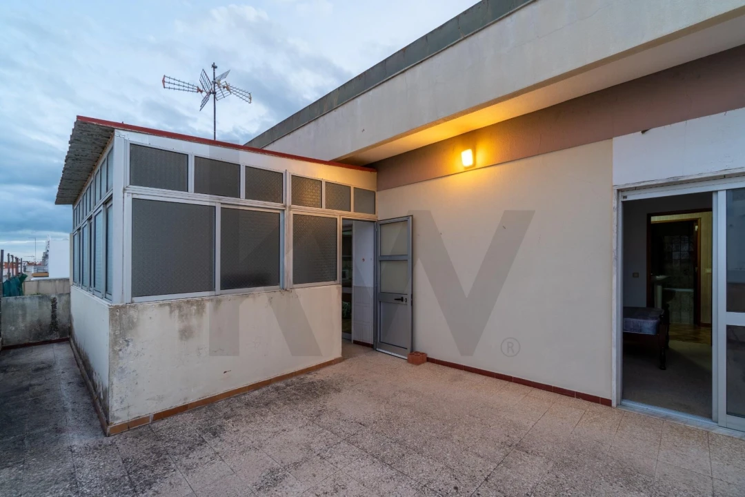 Apartamento T2 para Venda em Vila Real de Santo Antonio Foto 18
