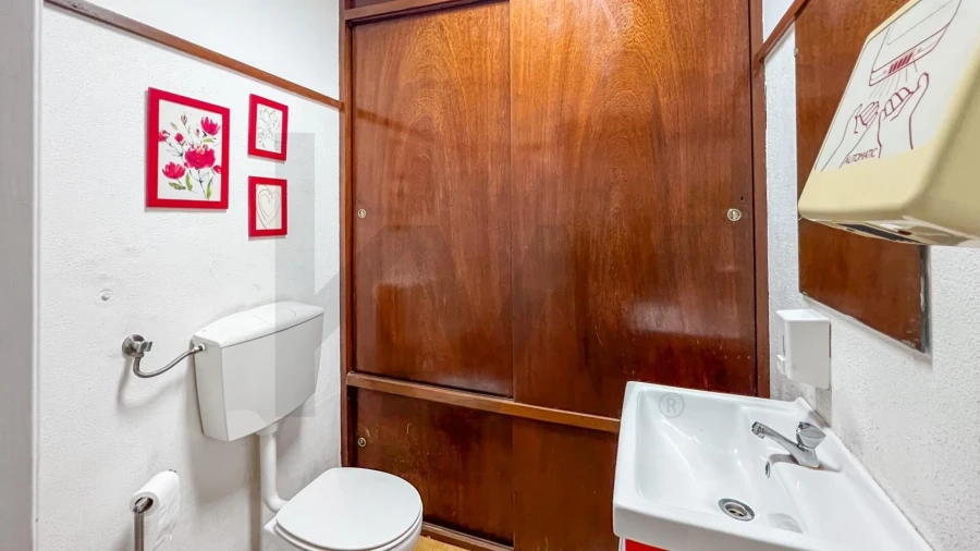 Apartamento T2 para Venda em Carnide Foto 6