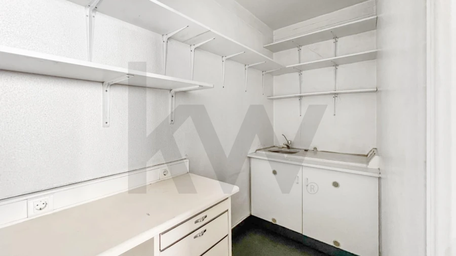 Apartamento T2 para Venda em Carnide Foto 22