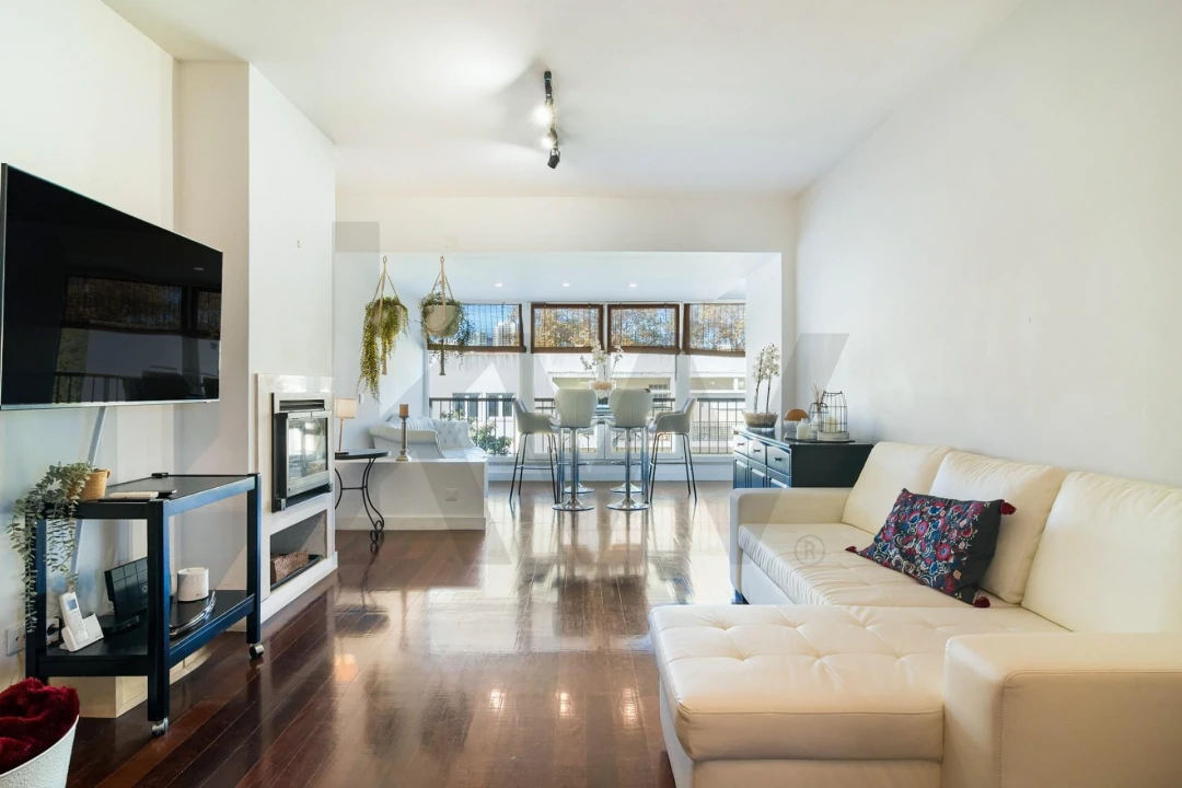 Apartamento T5 para Venda em Cascais e Estoril Foto 1