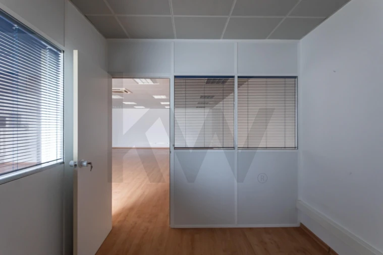 Loja para Arrendamento em Carcavelos e Parede Foto 15