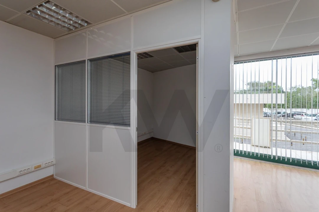 Loja para Arrendamento em Carcavelos e Parede Foto 12