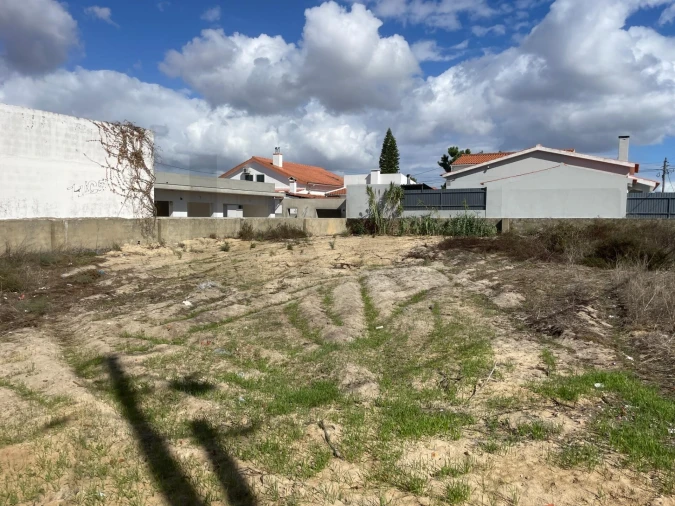 Terreno para Venda em Azeitão (São Lourenço e São Simão)