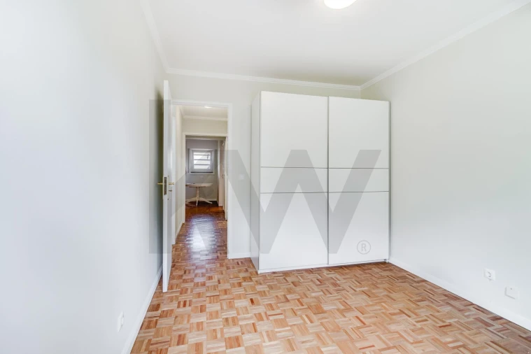 Apartamento T2 para Arrendamento em Lumiar Foto 23