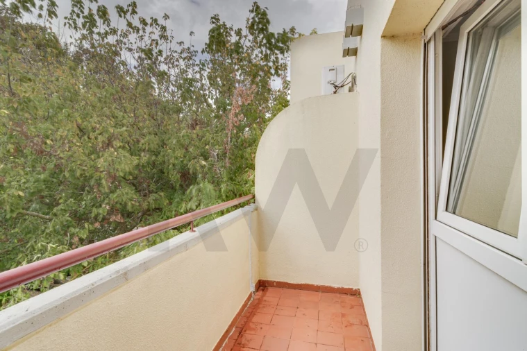 Apartamento T2 para Arrendamento em Lumiar Foto 20