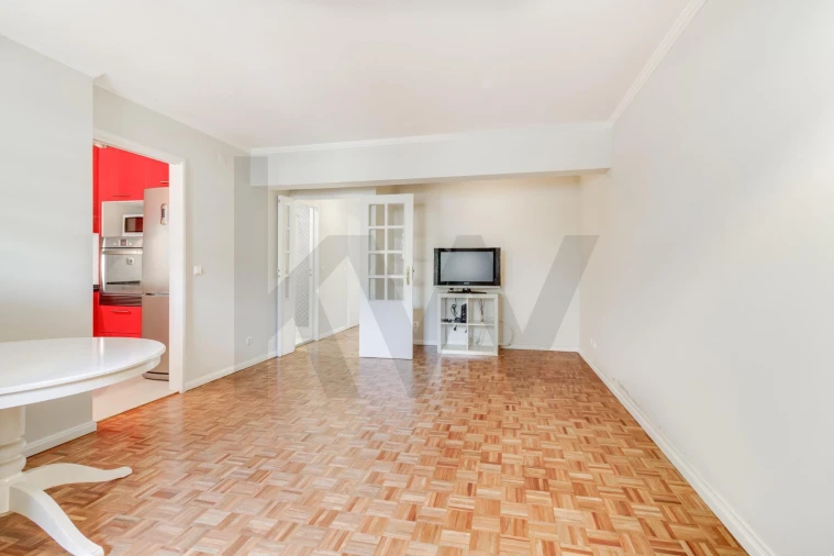 Apartamento T2 para Arrendamento em Lumiar Foto 9