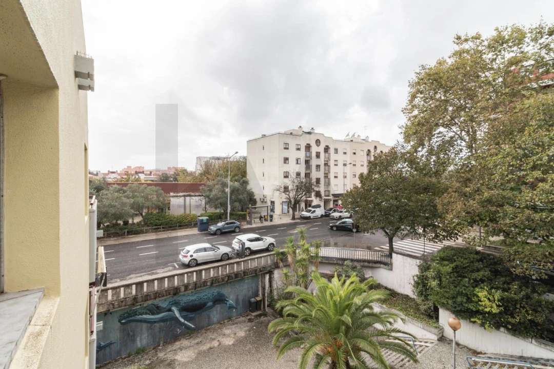 Apartamento T2 para Arrendamento em Lumiar Foto 25