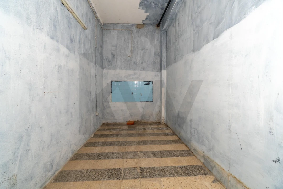 Loja para Venda em Quarteira Foto 37